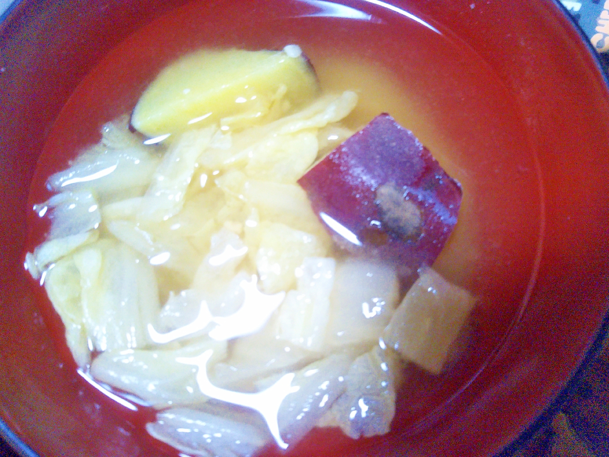 さつまいも&白菜の味噌汁