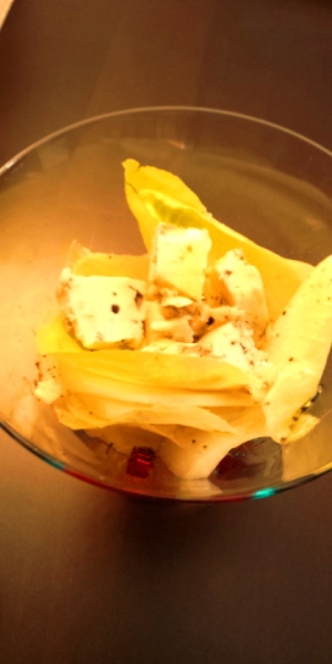 簡単でワインに合う チコリのブルーチーズサラダ レシピ 作り方 By りぃ12 楽天レシピ 簡単でワインに合う チコリのブルーチーズサラダ レシピ 作り方 By りぃ12 楽天レシピ