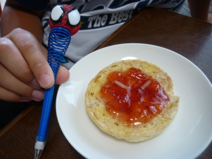 夏休み特別企画☆息子にスパイダペン持たせたで～でこの後喜んで食べとりました☆家族で舞姉レシピ楽しんでまっせ♪え・・ハ●って・・そんなまた愛する旦那様をー！時任三