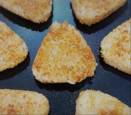 焼きおにぎり ( 鰹節入り )