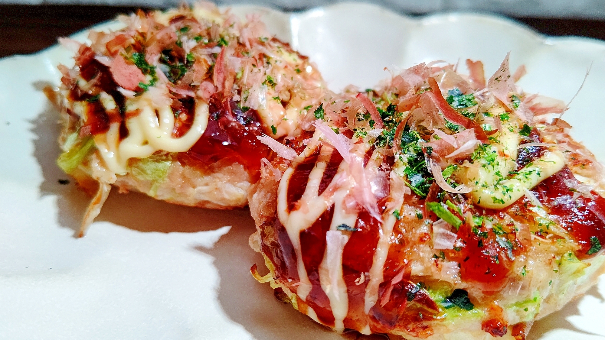 キャベツを混ぜ込むだけ、お好み焼き風ハンバーグ！