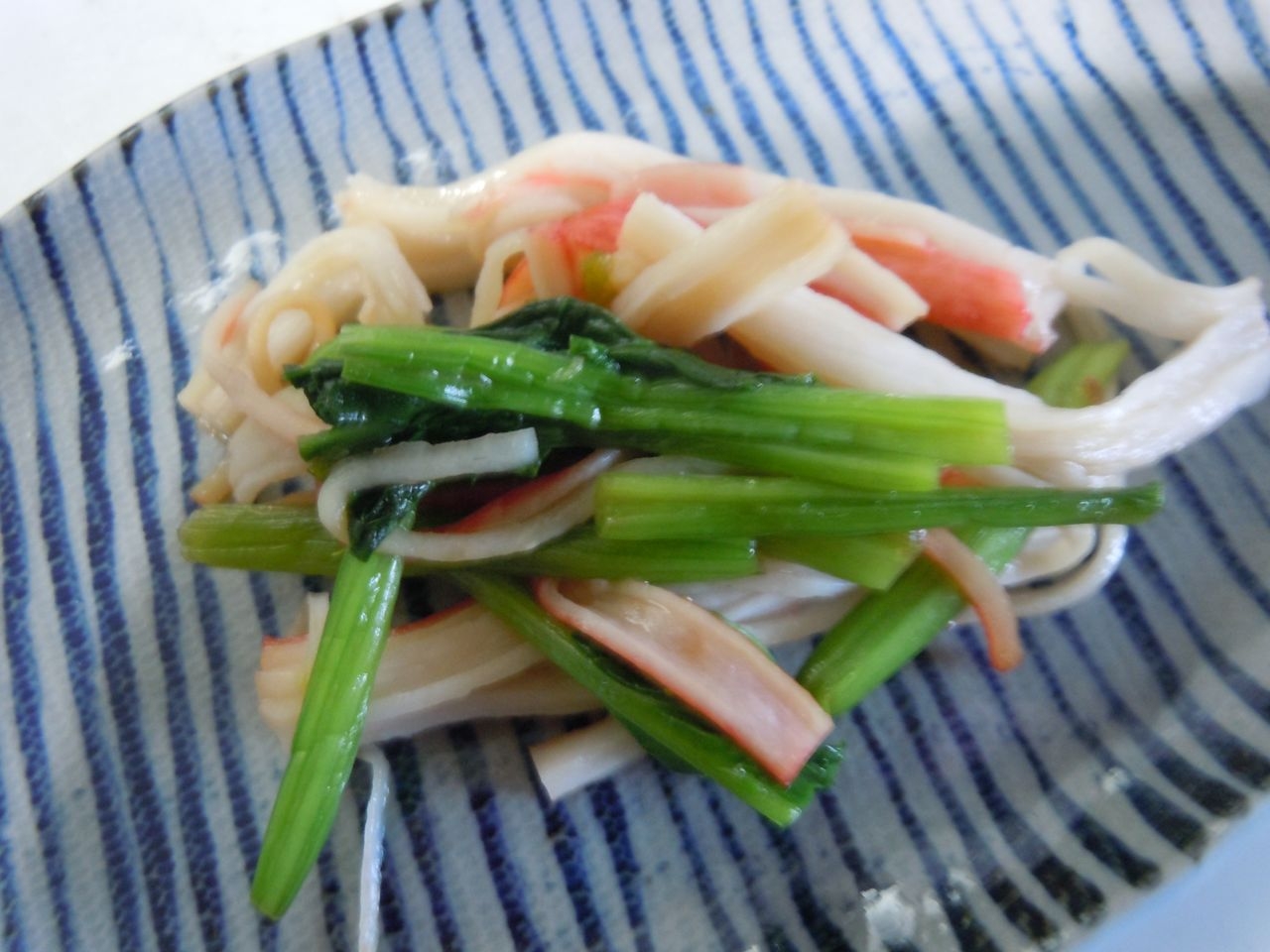 小松菜とかにかまのマヨ炒め