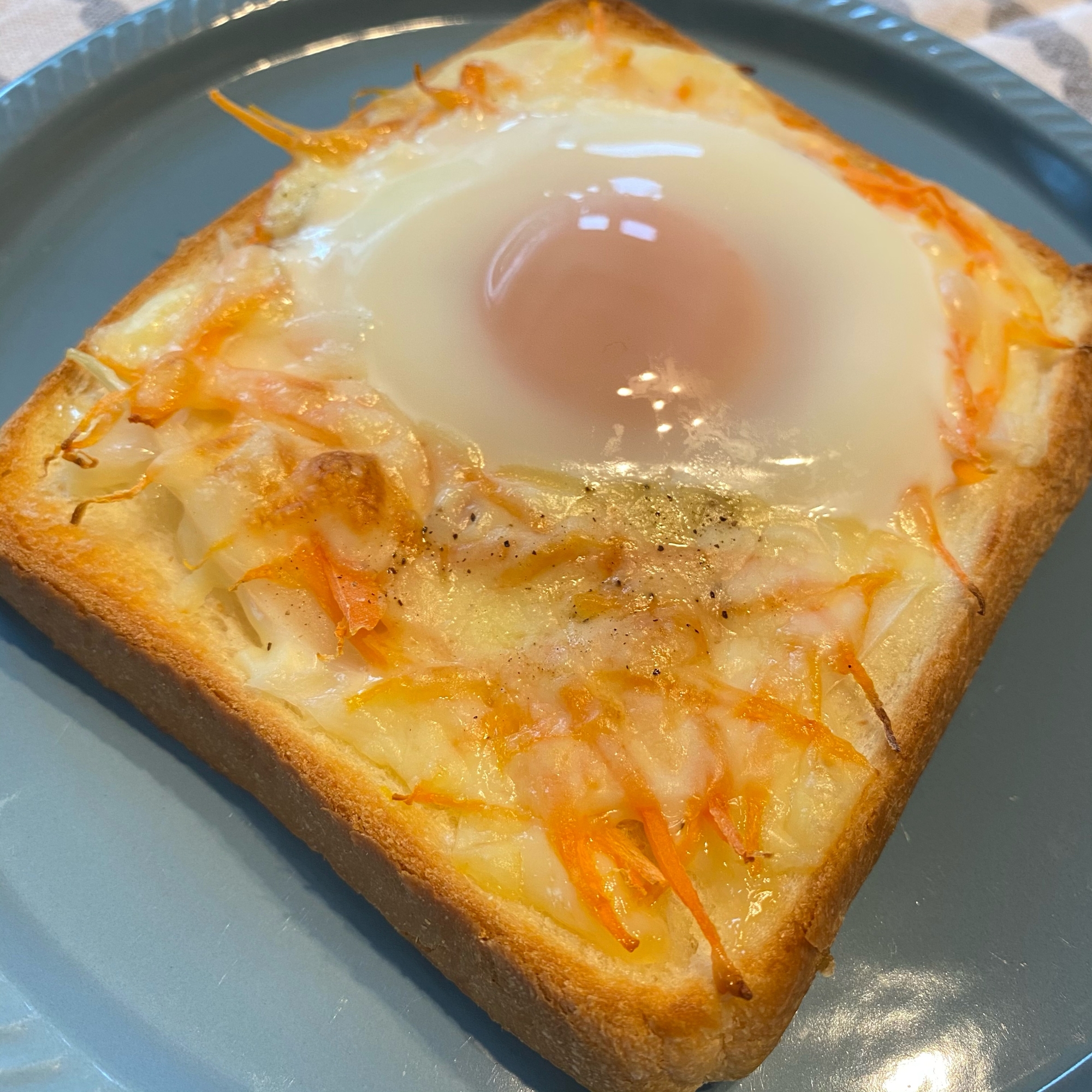 モーニング＊チーズと卵がとろ〜り＊トースト