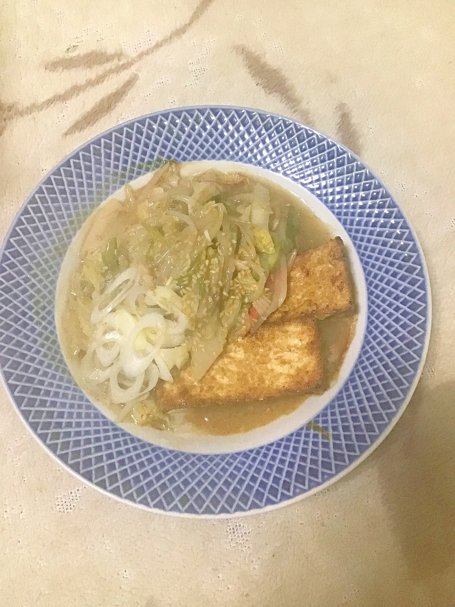 焼き厚揚げのカニカマ野菜あんかけ。