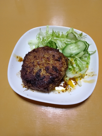 国産チーズ入りハンバーグ
