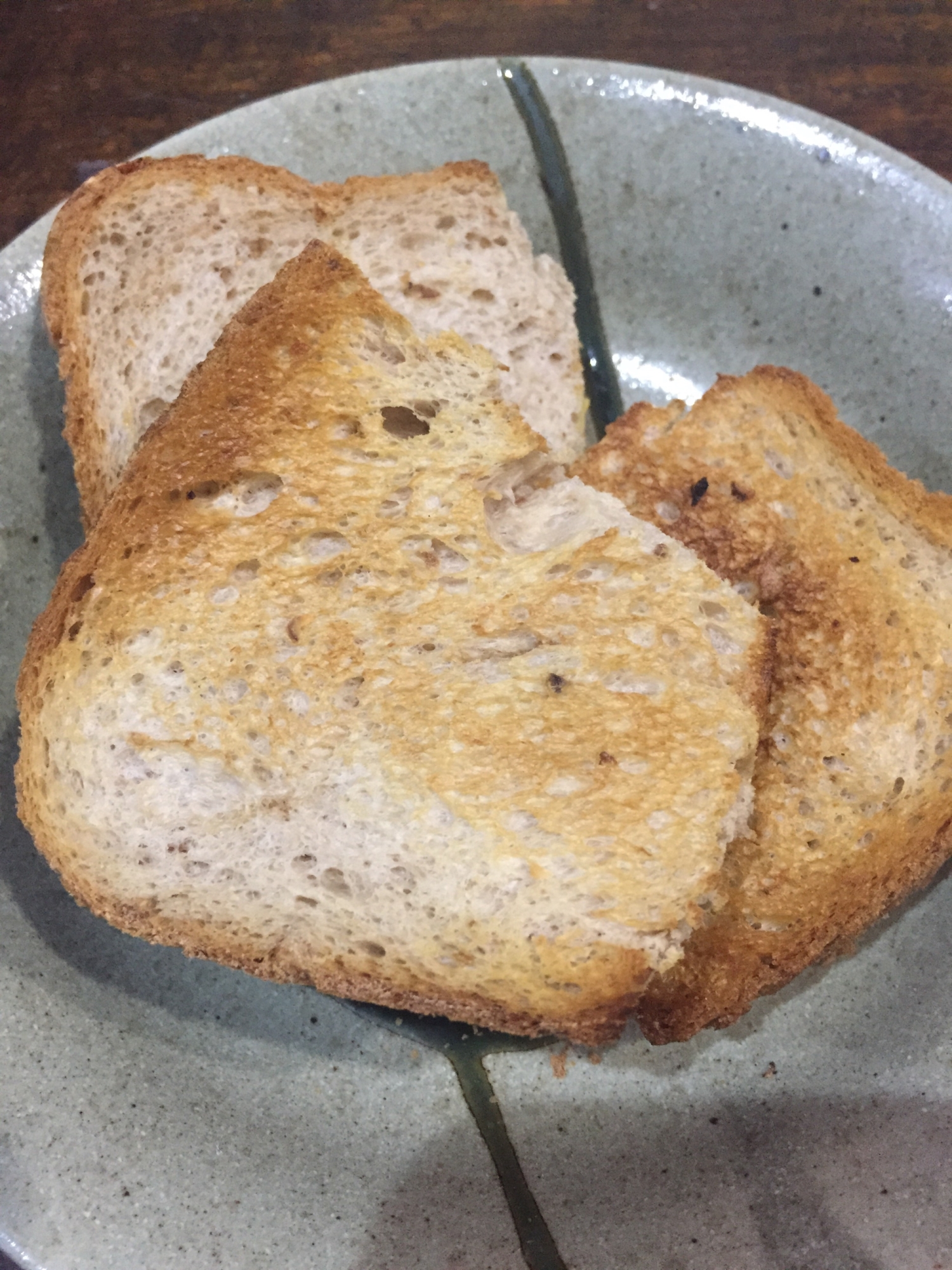 くるみ黒糖入り食パン ホームベーカリーで