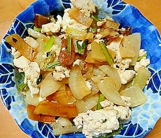 大根と小松菜の炒り豆腐（中華風醤油味）