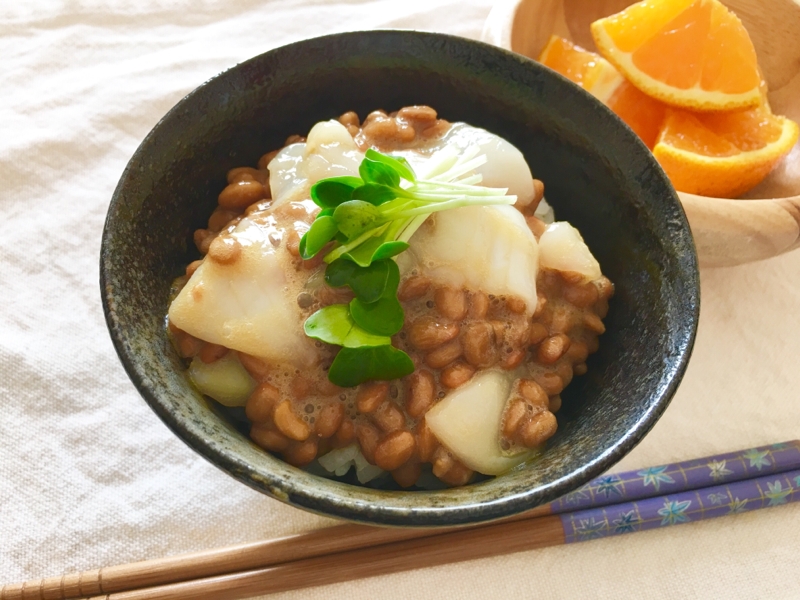 玉子ご飯用醤油ちょいたし♪簡単いか納豆ごはん♡