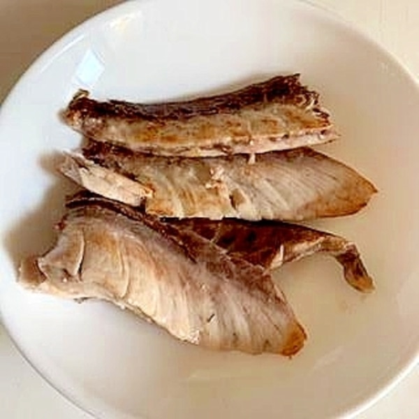 かんぱちの血合い骨で 塩焼き トースターで レシピ 作り方 By V るん 0394 楽天レシピ かんぱちの血合い骨で 塩焼き トースターで レシピ 作り方 By V るん 0394 楽天レシピ