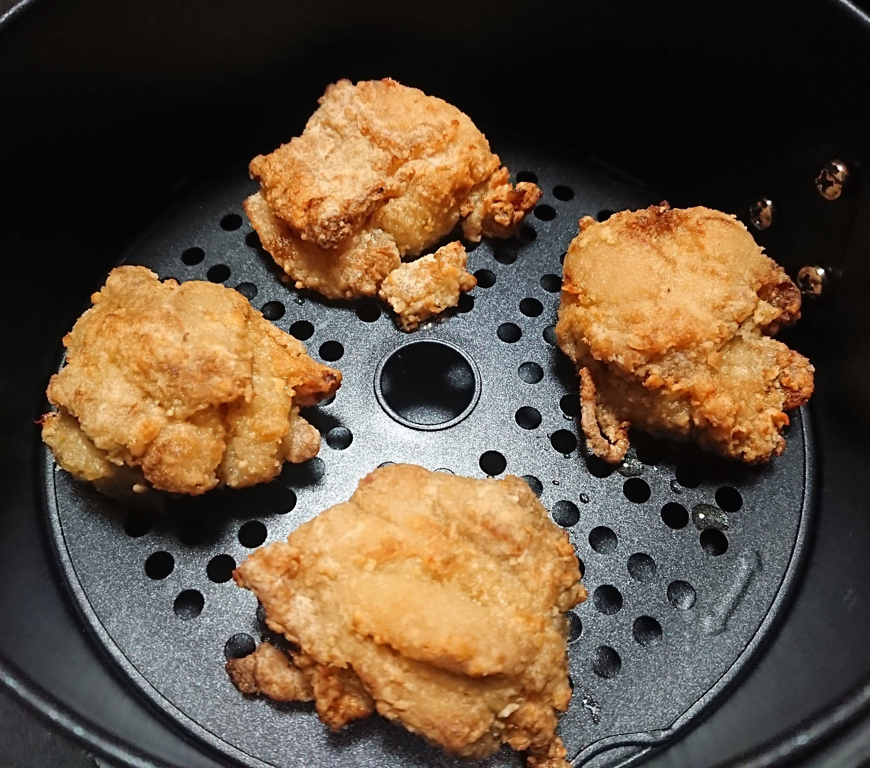 カラーラノンフライヤーで唐揚げ♡ カラーラノンフライヤーで唐揚げ♡