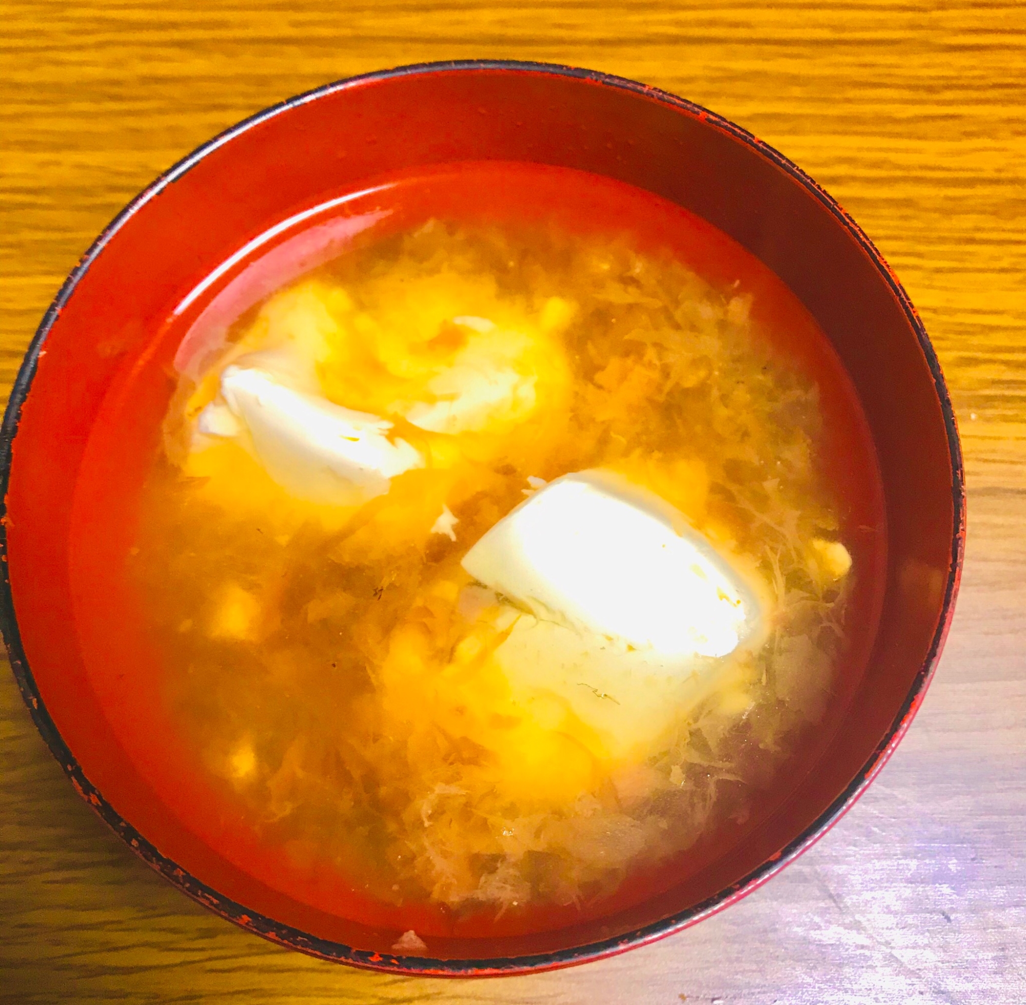 【超簡単】梅かつおと豆腐のあっさり塩味スープ
