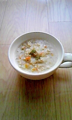 簡単☆人参玉ねぎのオートミール粥