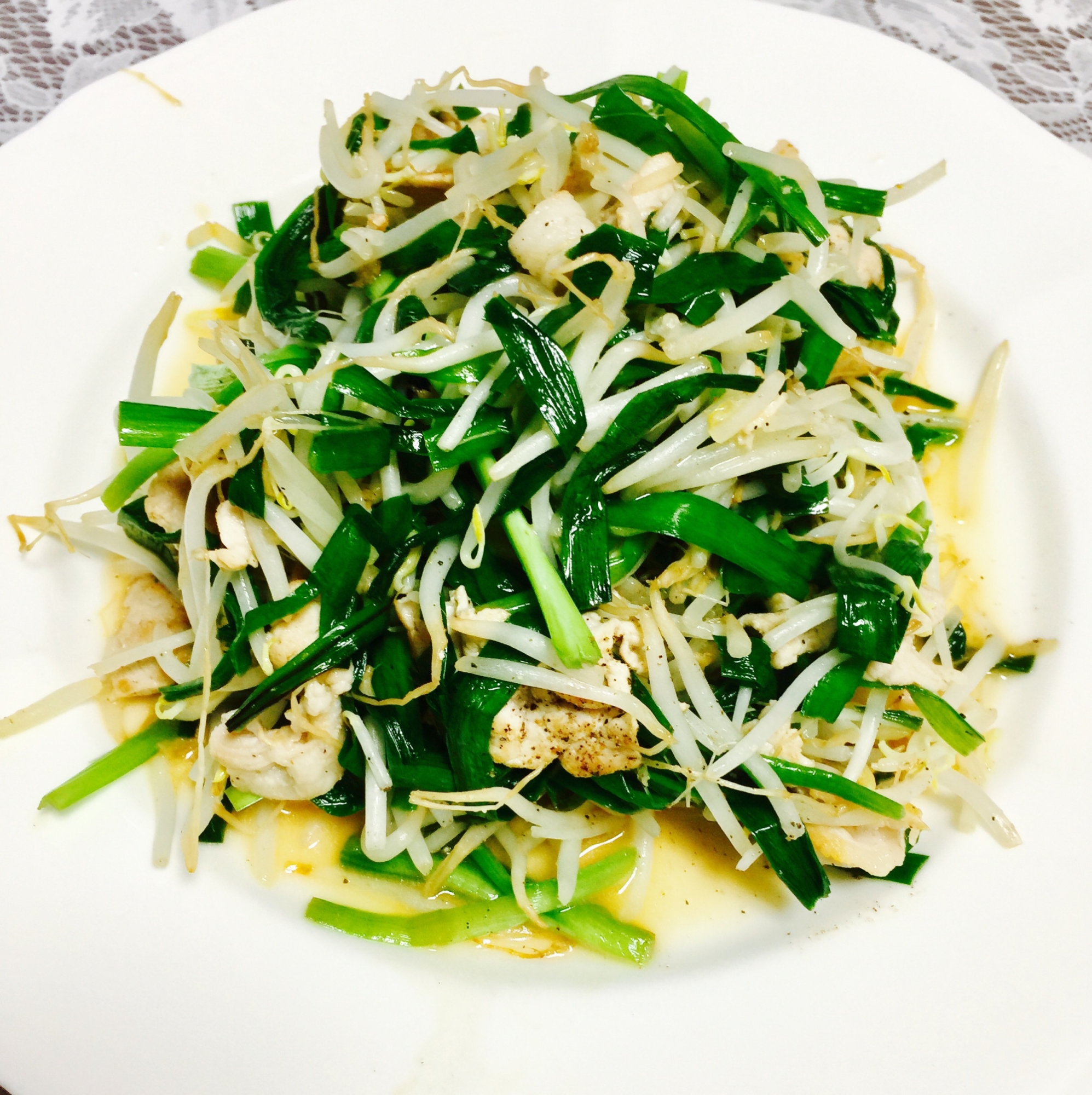 シャキシャキ 肉ニラもやし炒め レシピ 作り方 By らあじ2213 楽天レシピ シャキシャキ 肉ニラもやし炒め レシピ 作り方 By らあじ2213 楽天レシピ