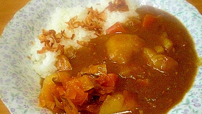 リコピンパワー！！　「まるごとトマト入りカレー」