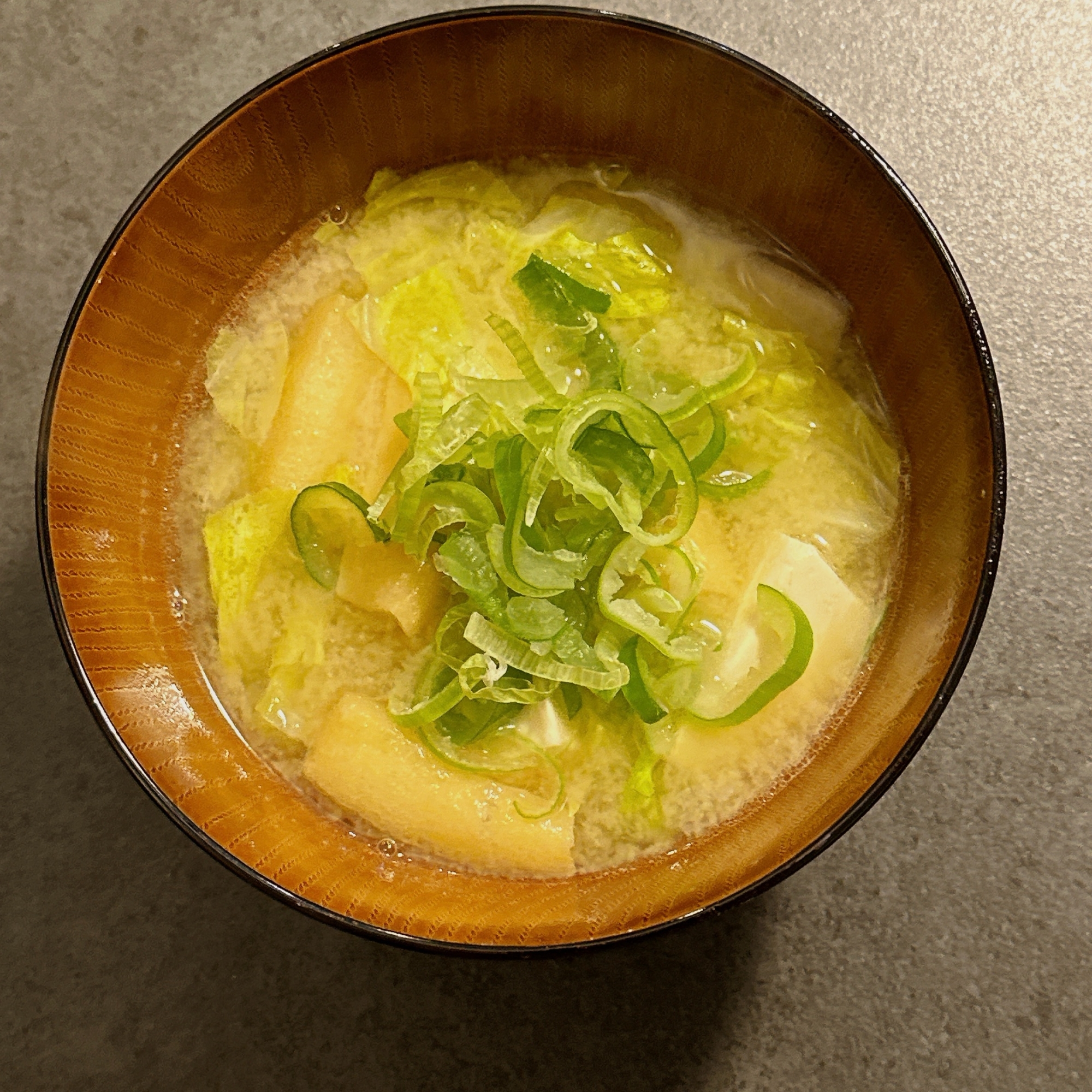 豚汁じゃなくて鶏汁