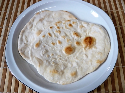 焼き過ぎたのか、せんべいのように固くなっちゃいました
((+_+))
また、作ってみます。
ありがとうございました☆
