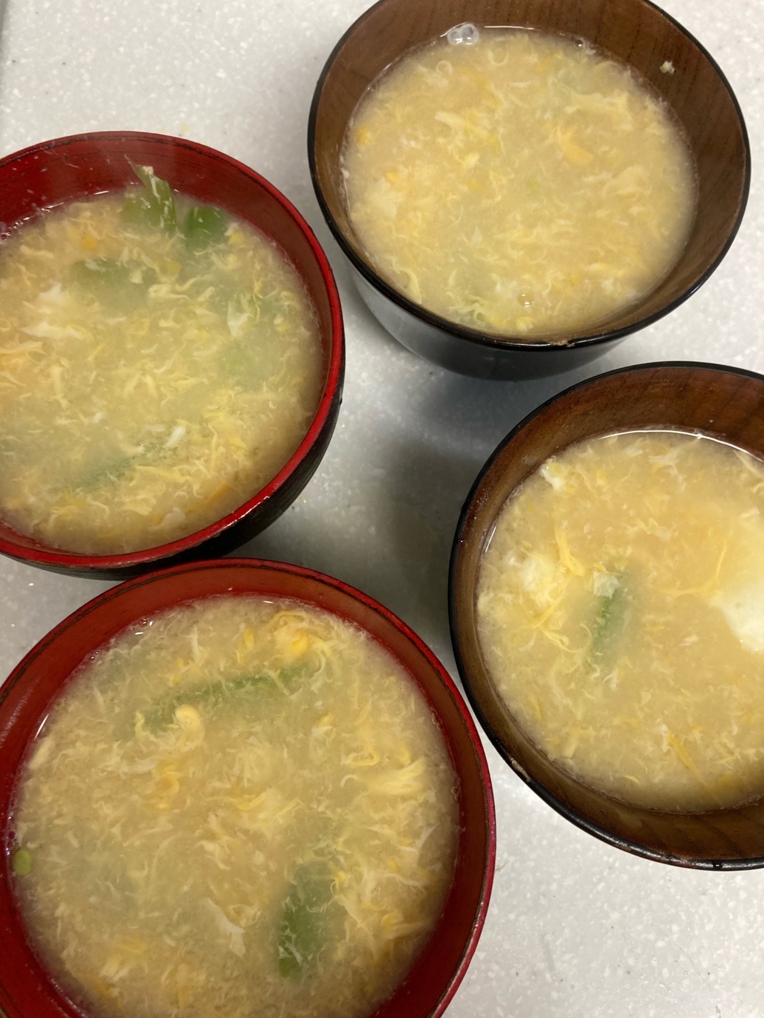 さやえんどうのかきたま味噌汁