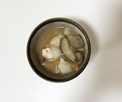 長芋椎茸の味噌汁