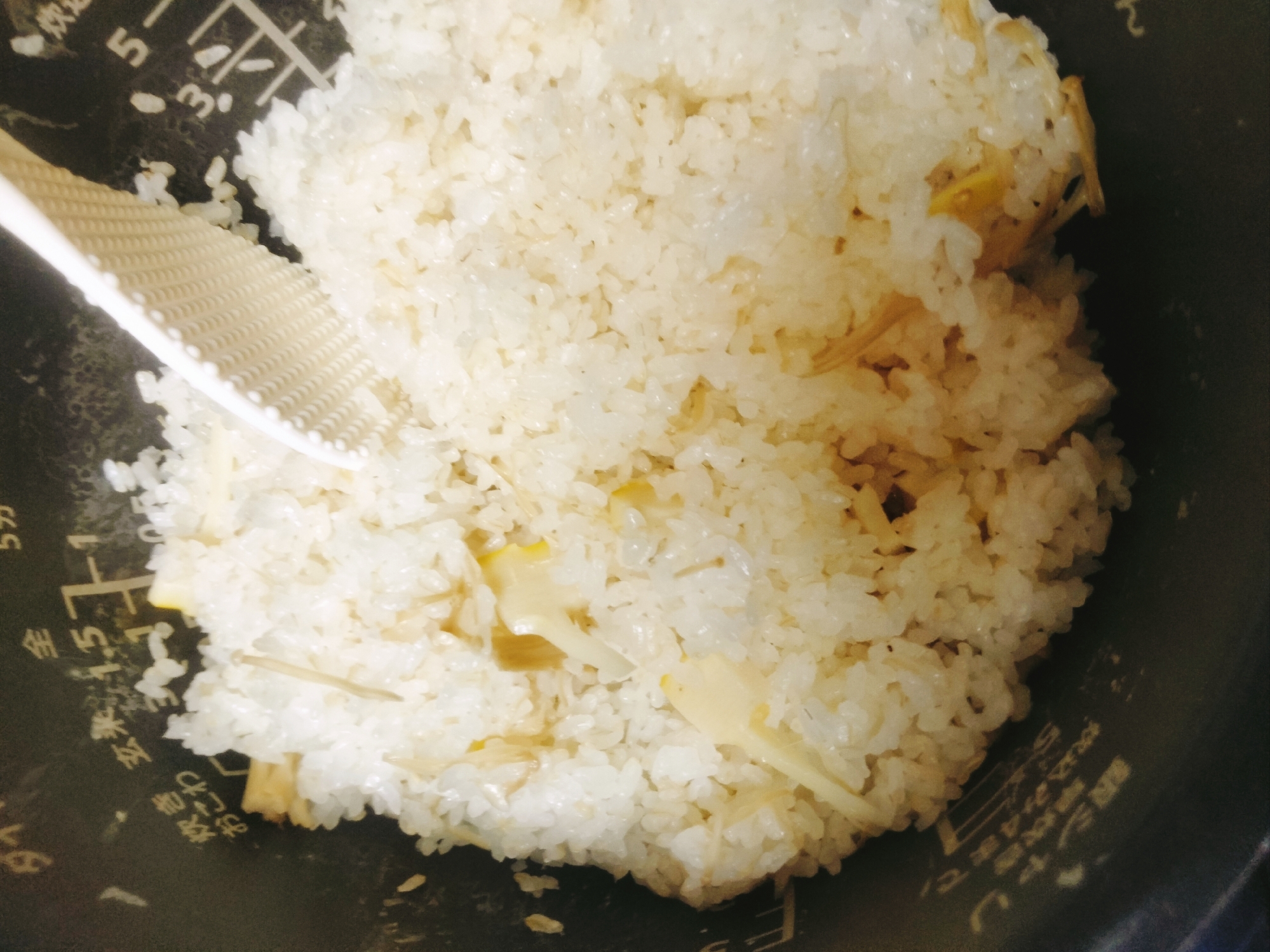 筍とえのきの炊き込みご飯