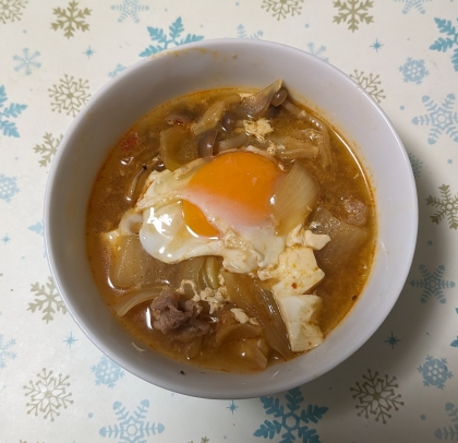 ピリ辛！スンドゥブチゲ風！牛肉と白菜の辛味噌鍋♪