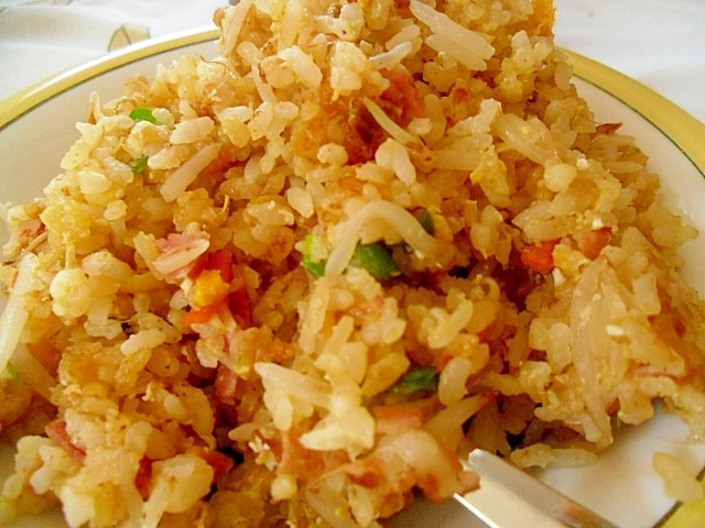 炒めて簡単ピラフ 野菜とベーコン レシピ・作り方 by ミスチバス8823 - 楽天レシピ