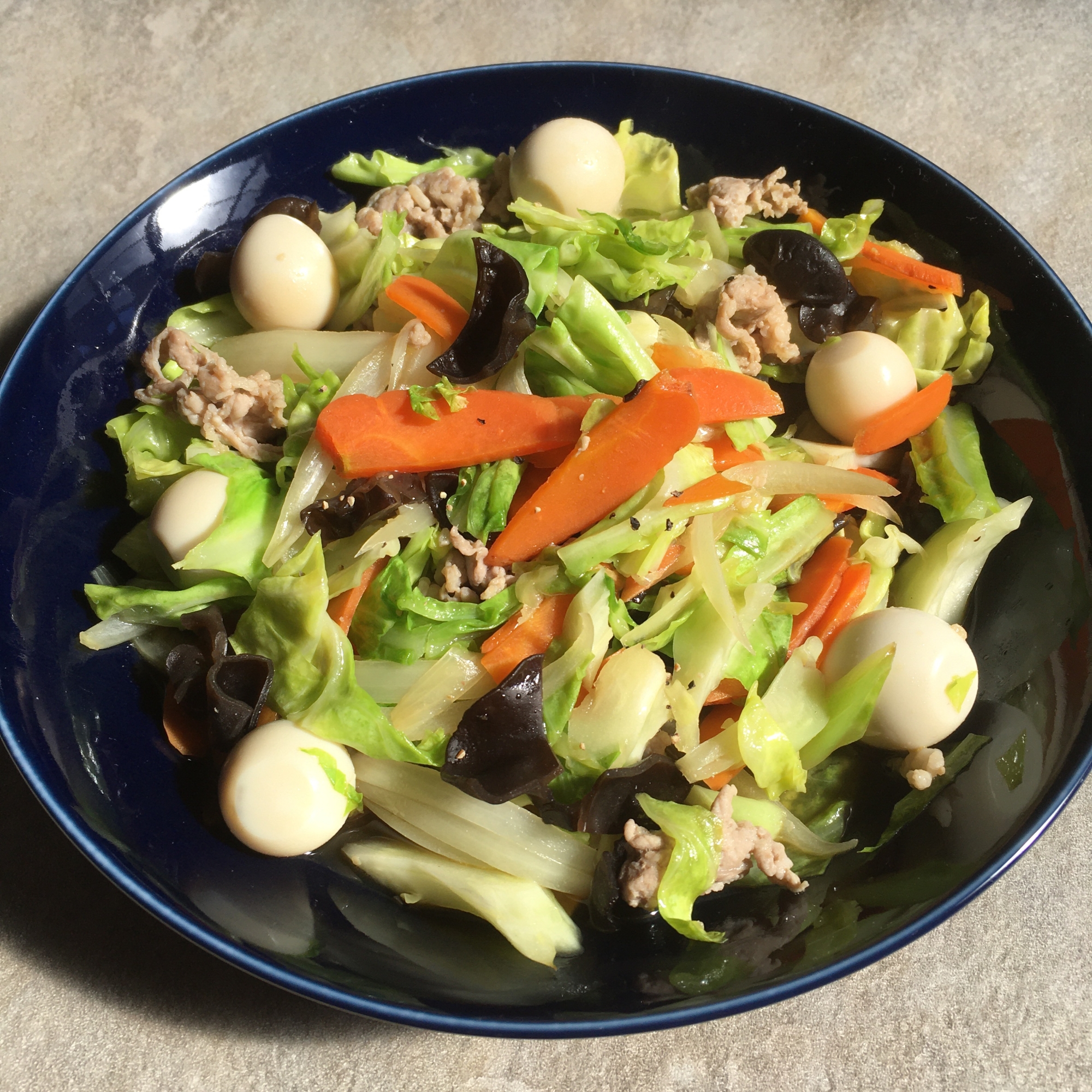 キャベツとキクラゲと豚肉de中華野菜炒め♪