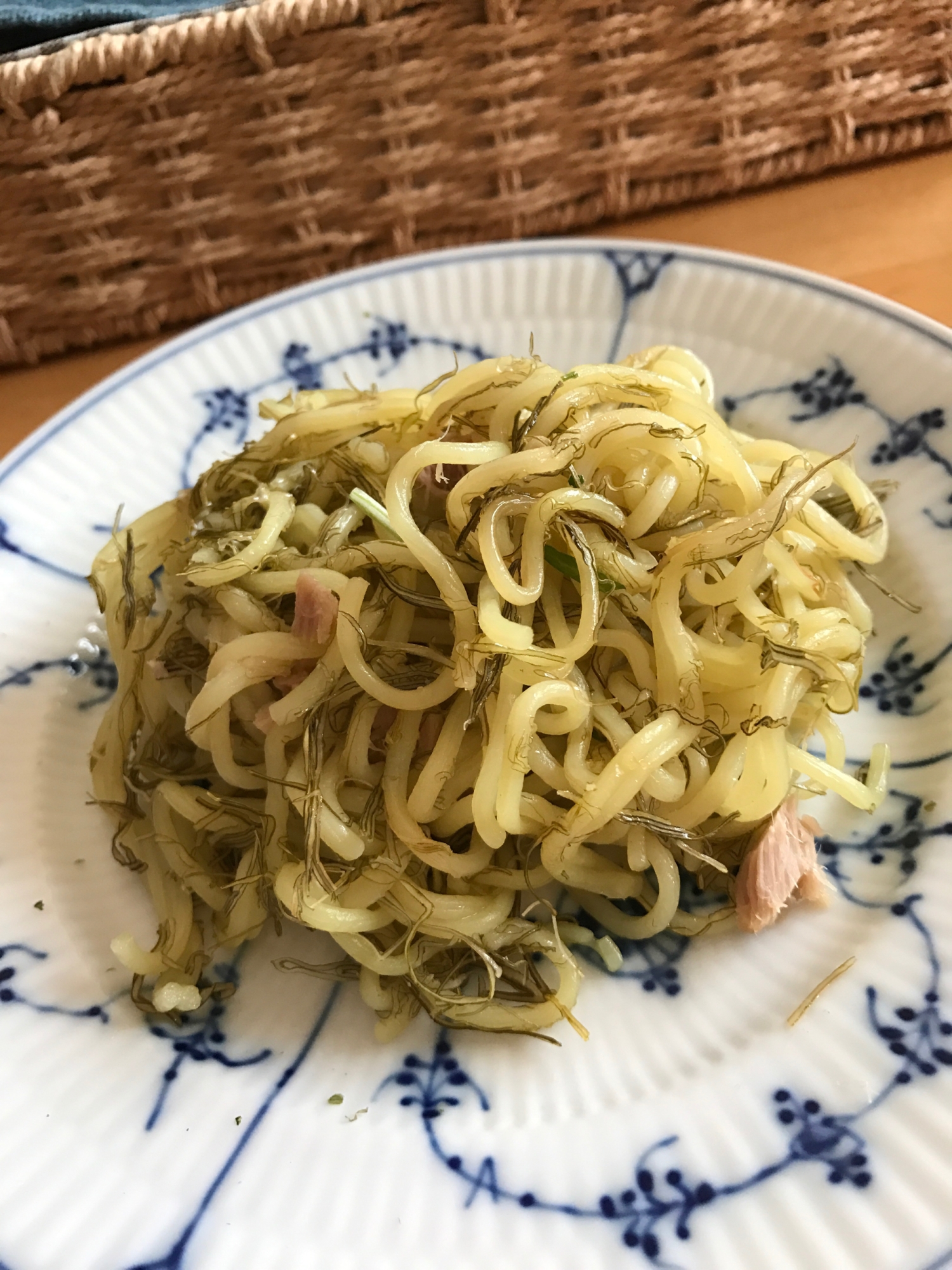 納豆昆布とツナのやきそば