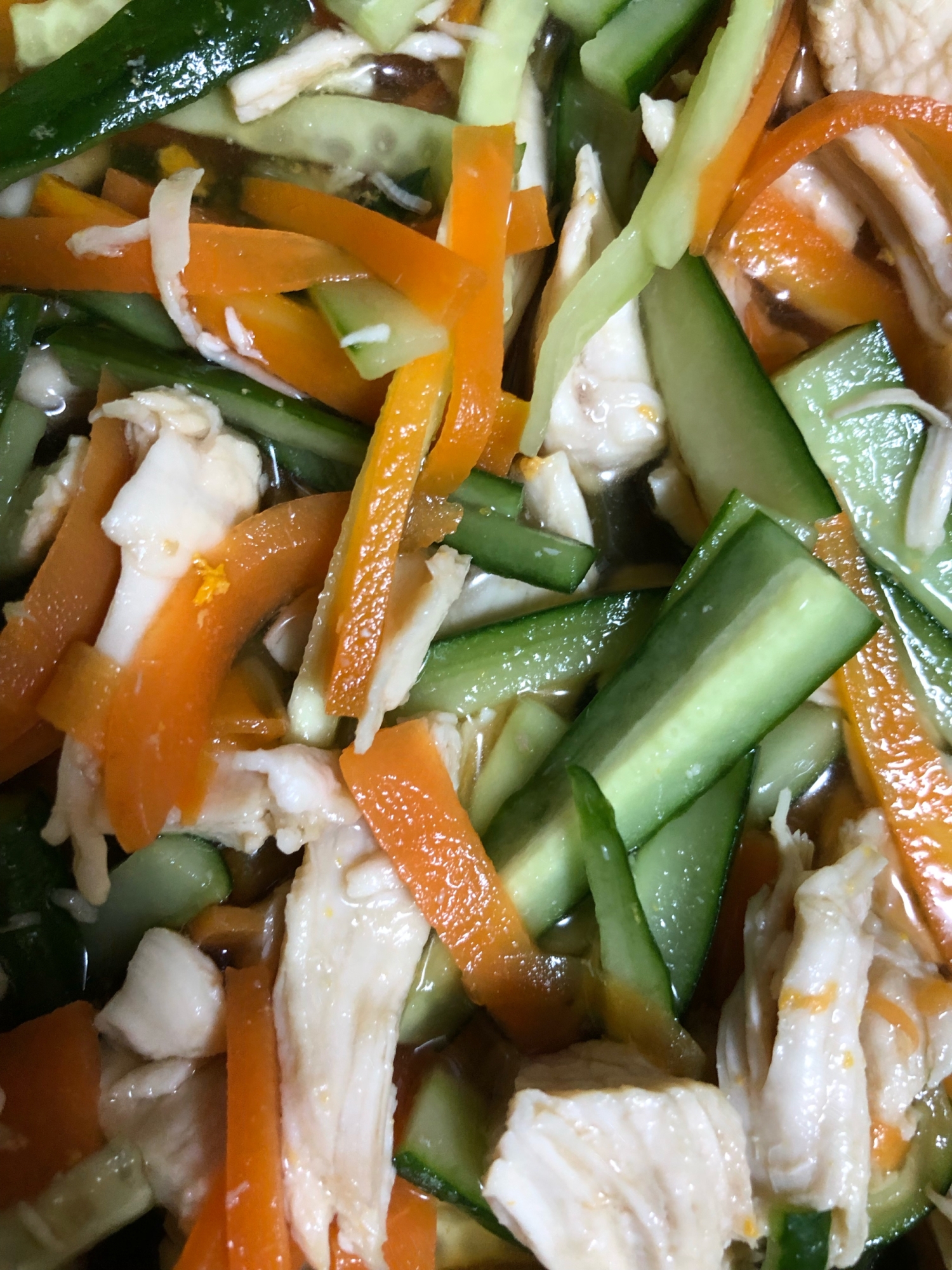 鶏むね肉ときゅうりと人参の酢の物