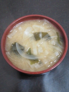 大根と玉ねぎのお味噌汁 レシピ 作り方 By Momotarou1234 楽天レシピ