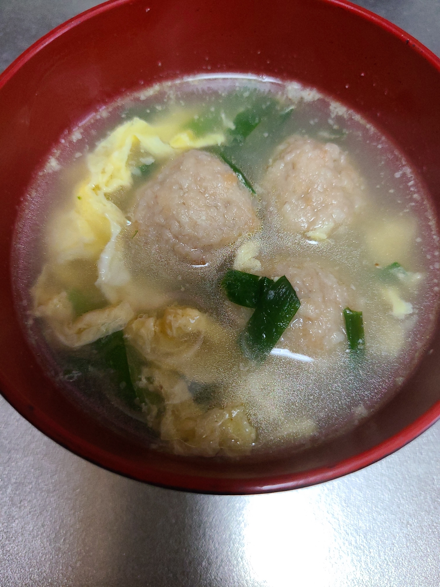冷凍ミートボール入りニラ玉スープ