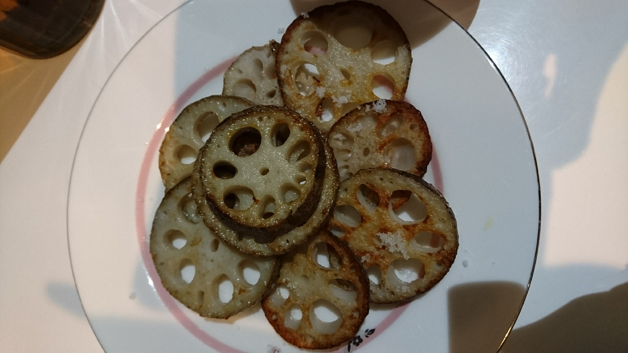 レンコンステーキ 鉄板料理におすすめ レシピ 作り方 By ポデリング 楽天レシピ