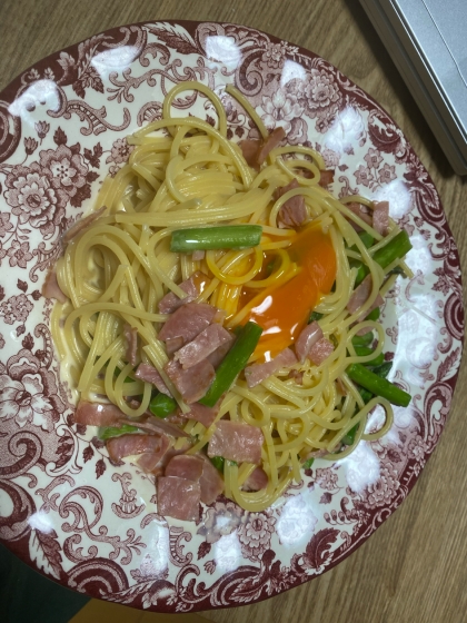 アスパラとベーコンのクリームパスタ