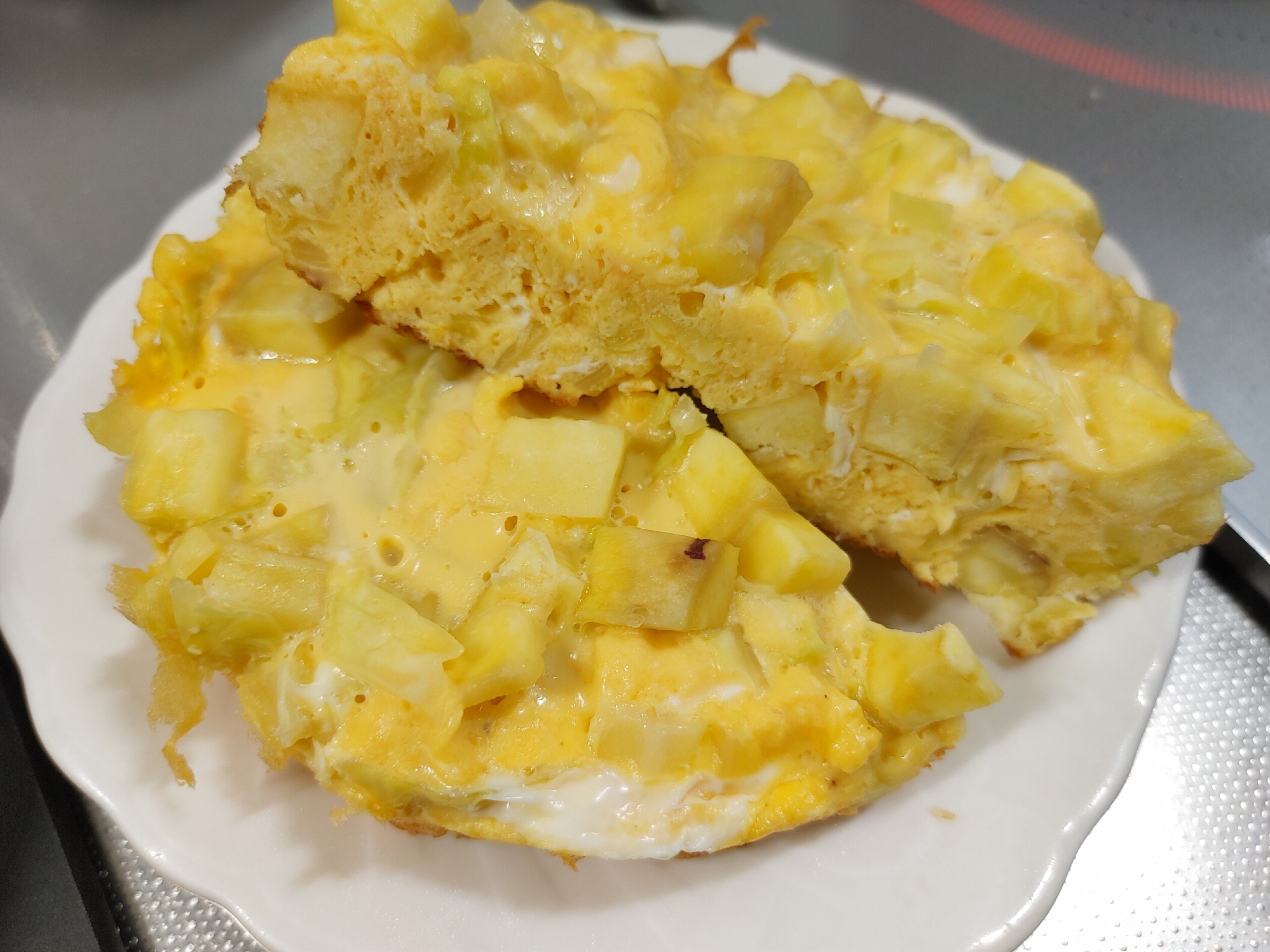 ストウブDe〜さつま芋とキャベツのチーズオムレツ
