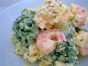 デパ地下みたいな? エビとブロッコリーのサラダ