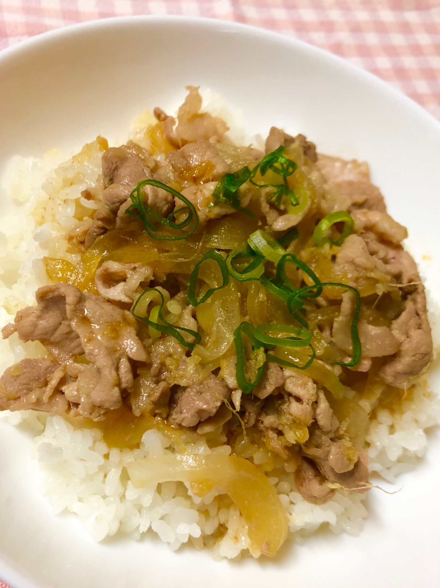 簡単！豚こま生姜焼き丼