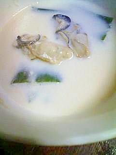 牡蠣のホワイトシチュー