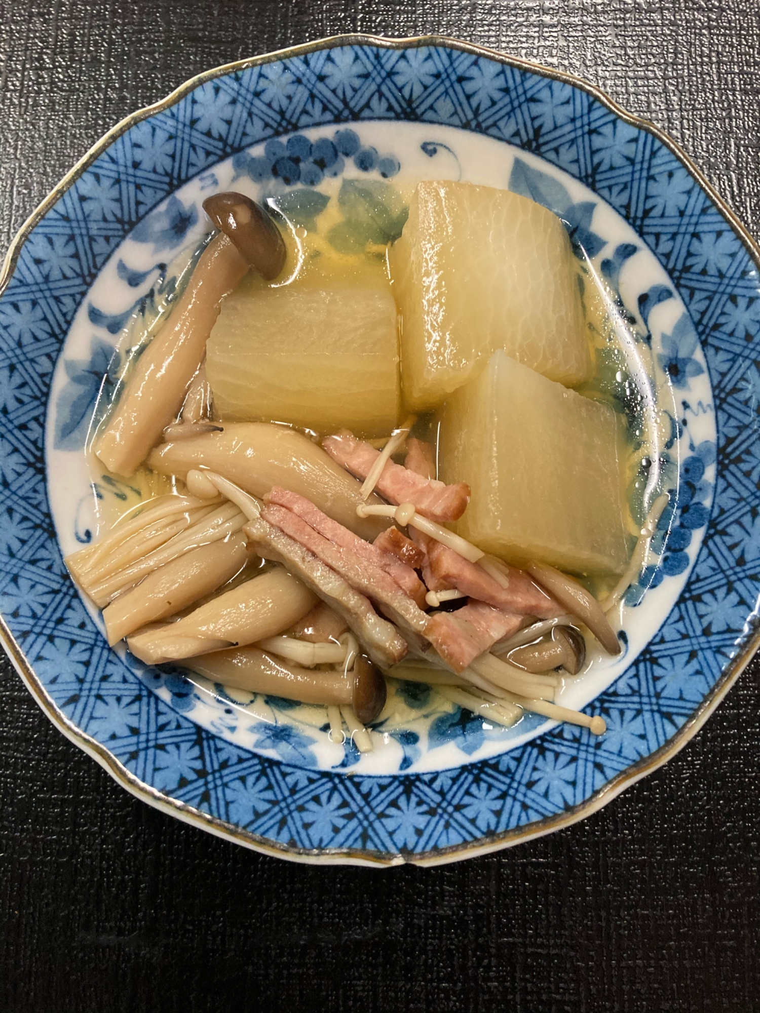 大根とベーコンの和風煮物