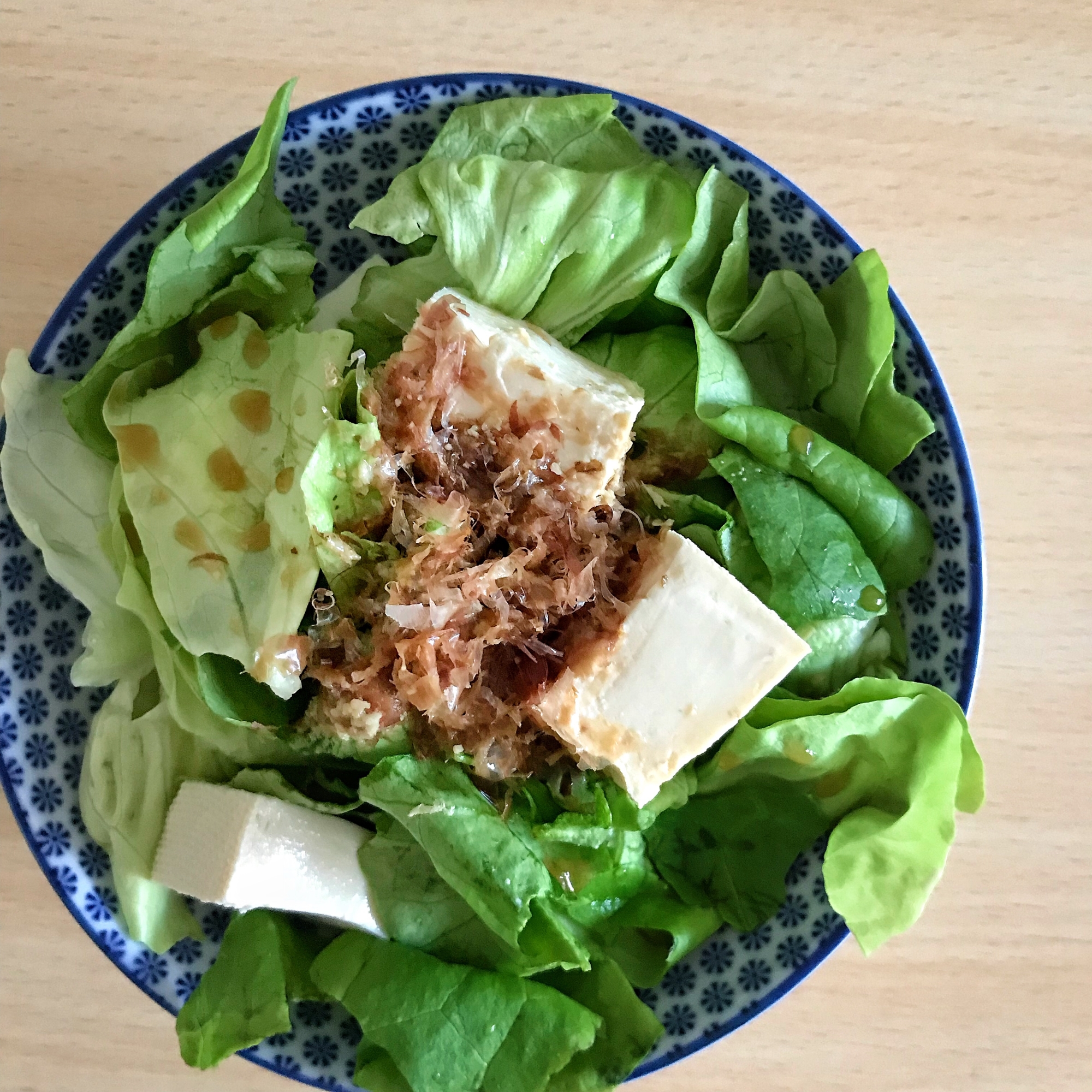 レタスと豆腐のわさびサラダ