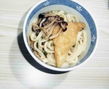 一人分きつねうどん