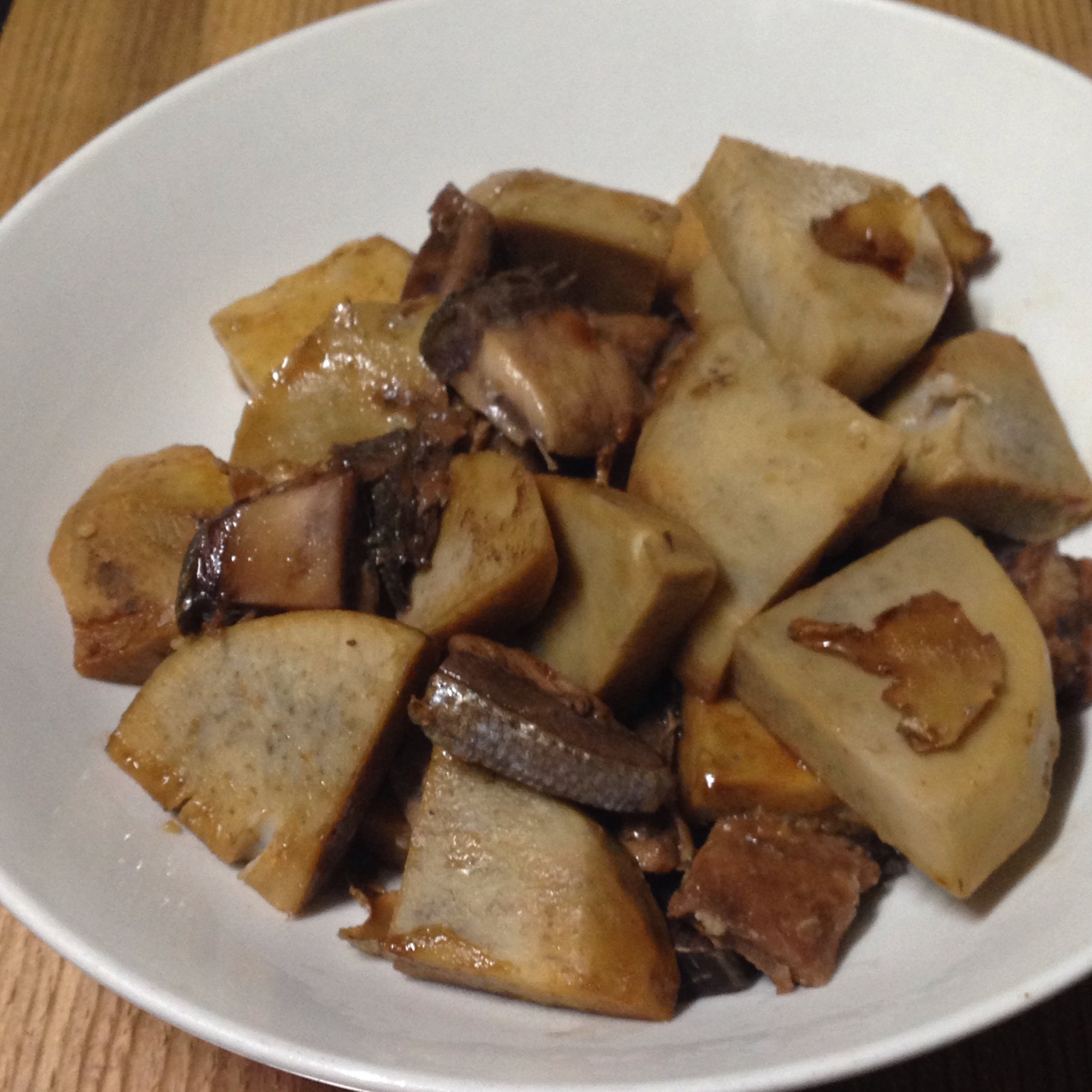 セレベスと鰤の身あらの生姜煮♪