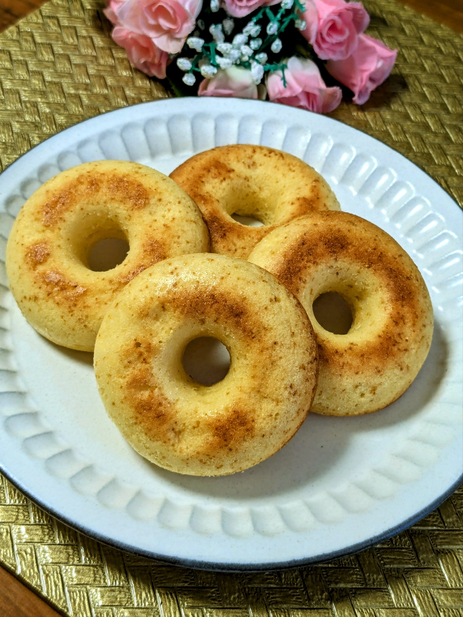 アーモンドプードル入りの焼きドーナツ