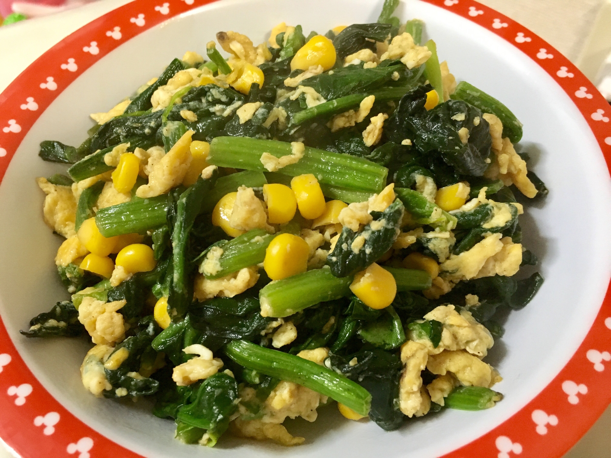 ほうれん草と卵とコーンのバター炒め レシピ 作り方 By ゆんmama69 楽天レシピ