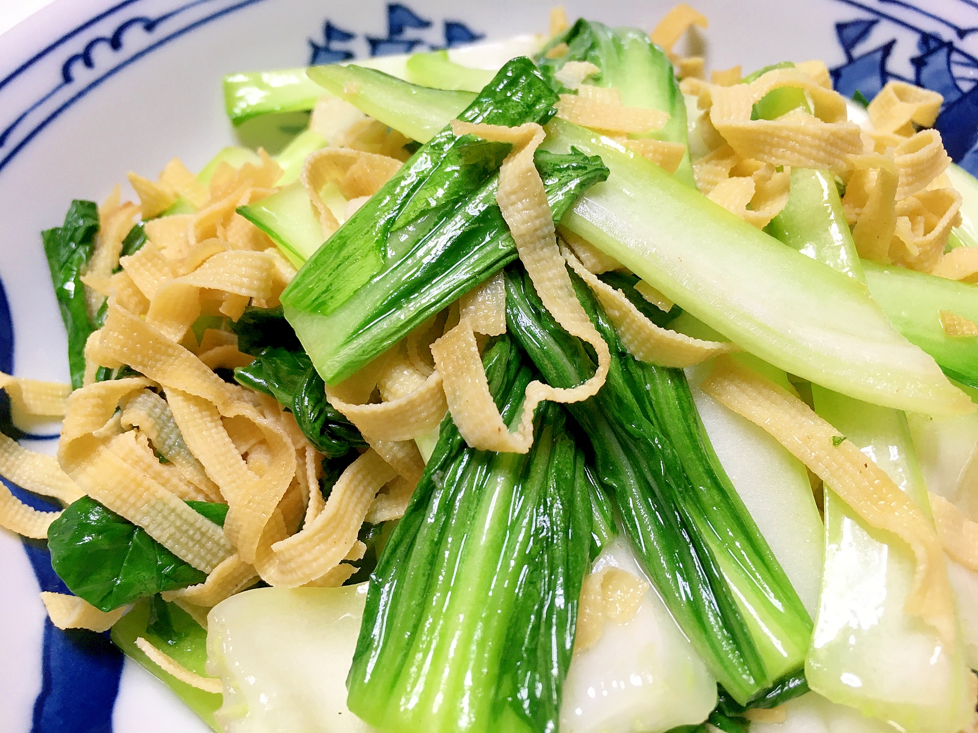 業スー豆腐皮と青梗菜の炒め物