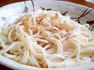 ごまの香りのみそだれそうめん