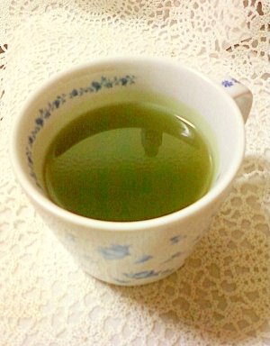 ヘルシーで爽やかに☆青汁野菜緑のジュース緑茶☆。*