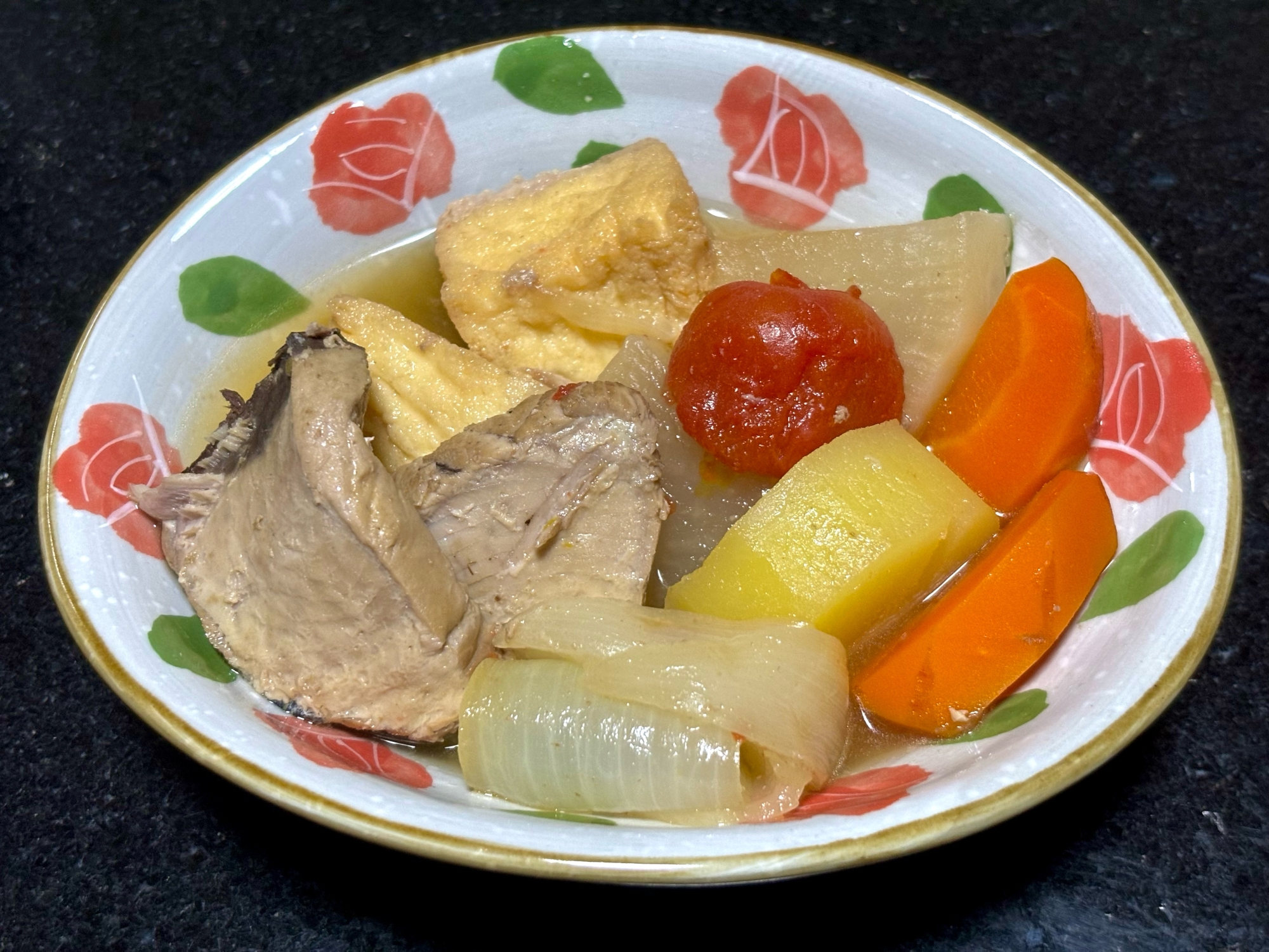 トマトの旨みで！魚と野菜の炊き合わせ〜しみしみ大根