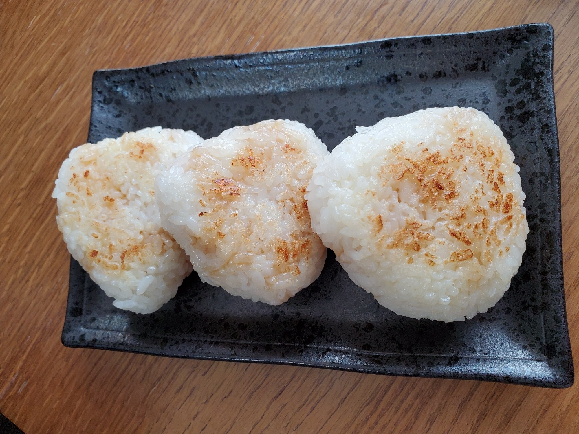 マーガリン醤油の焼おにぎり