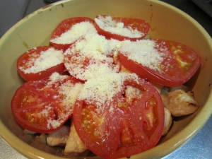 鶏肉とじゃがいもとトマトのチーズ焼き