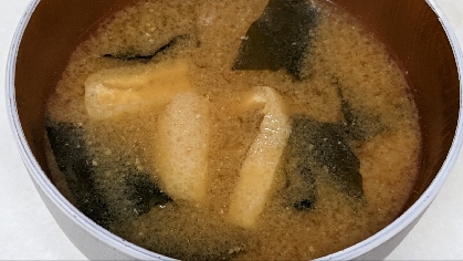 わかめと油揚げの味噌汁