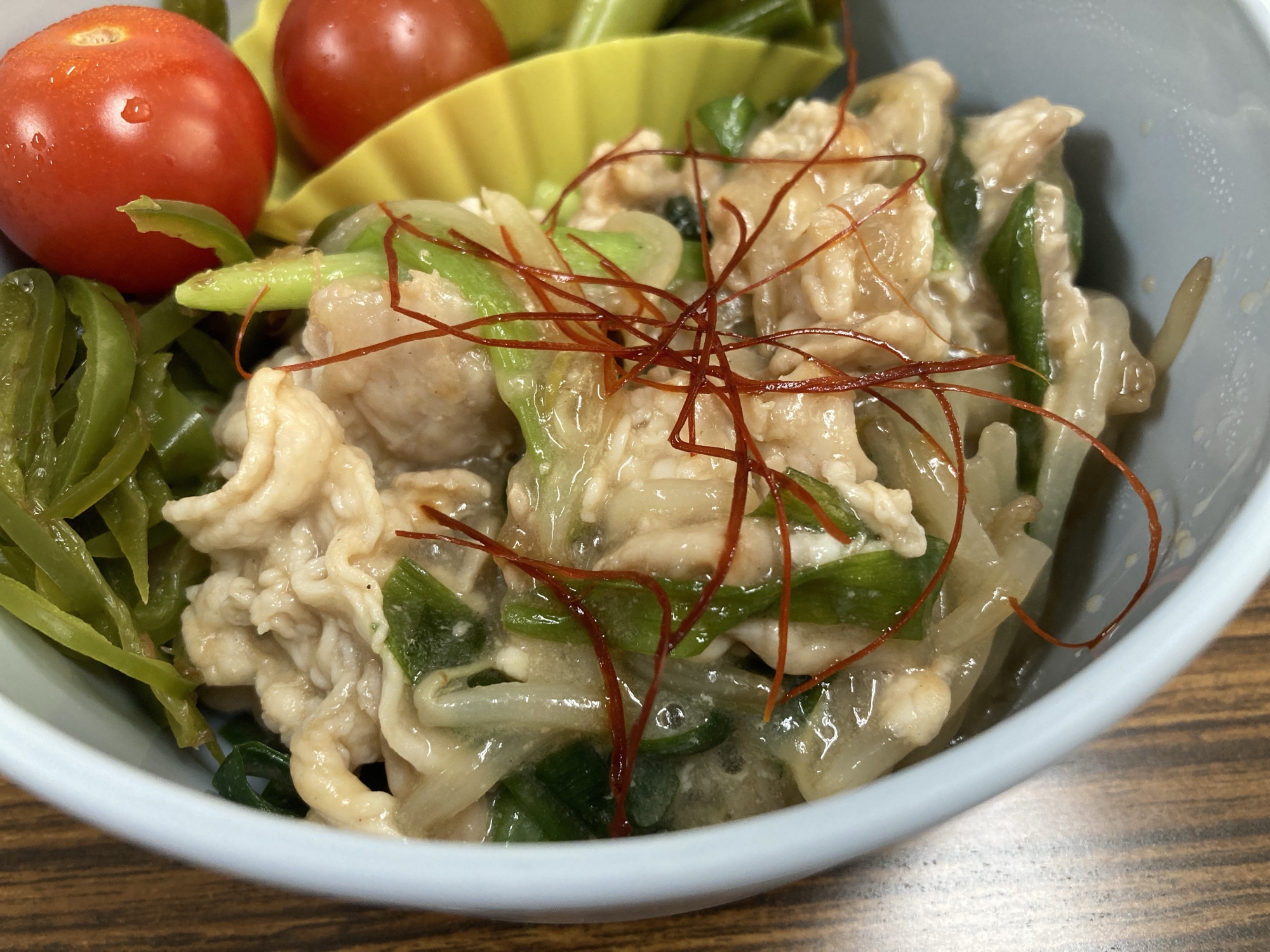 濃厚!豚にらもやしのオイスター炒め